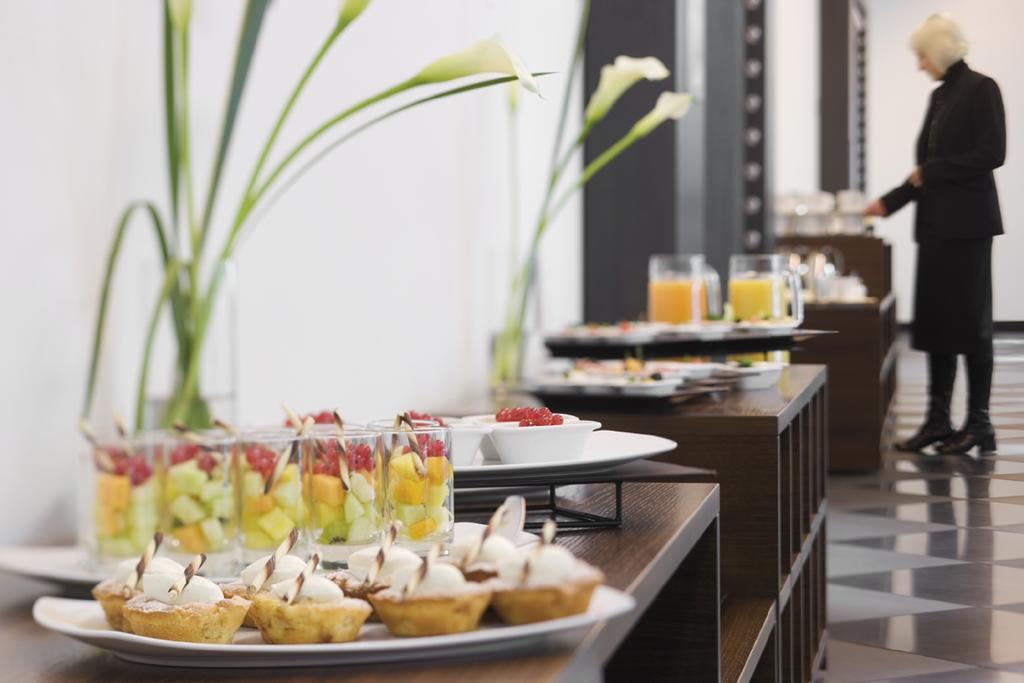 Hotel Moevenpick Stuttgart Airport 4*